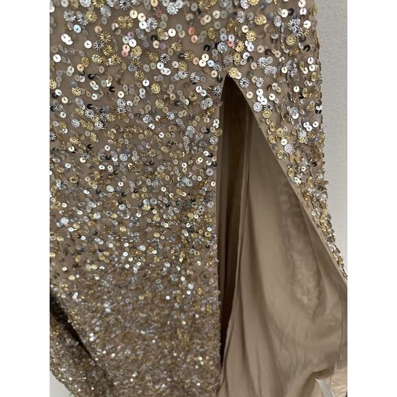 Mac Duggal Gold Sequin Embellished Spaghetti Straps Evening Gown Size 2 - Picture 5 of 11